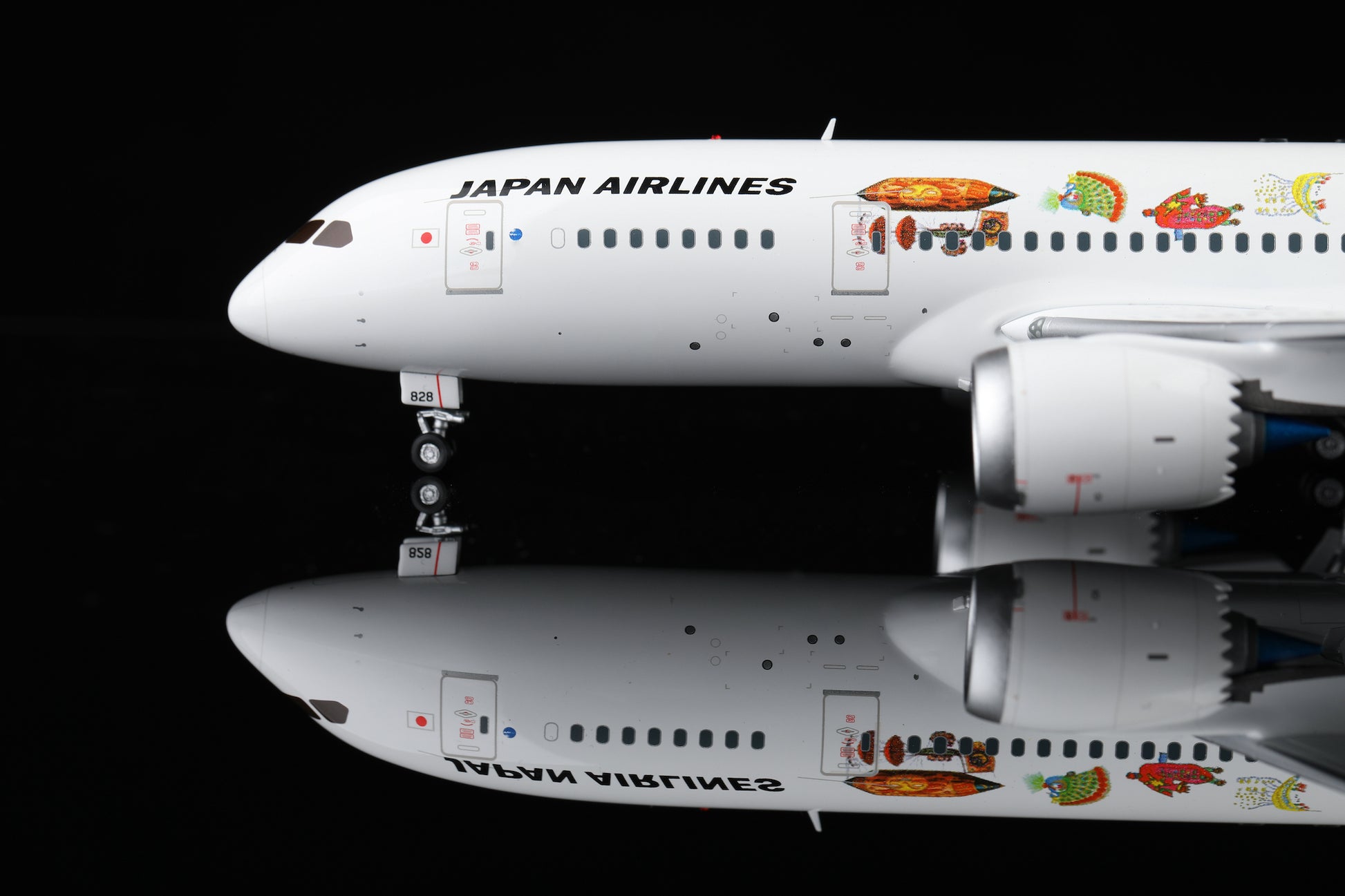 Japan Airlines B787-8 JA828J "Studio Ghibli"