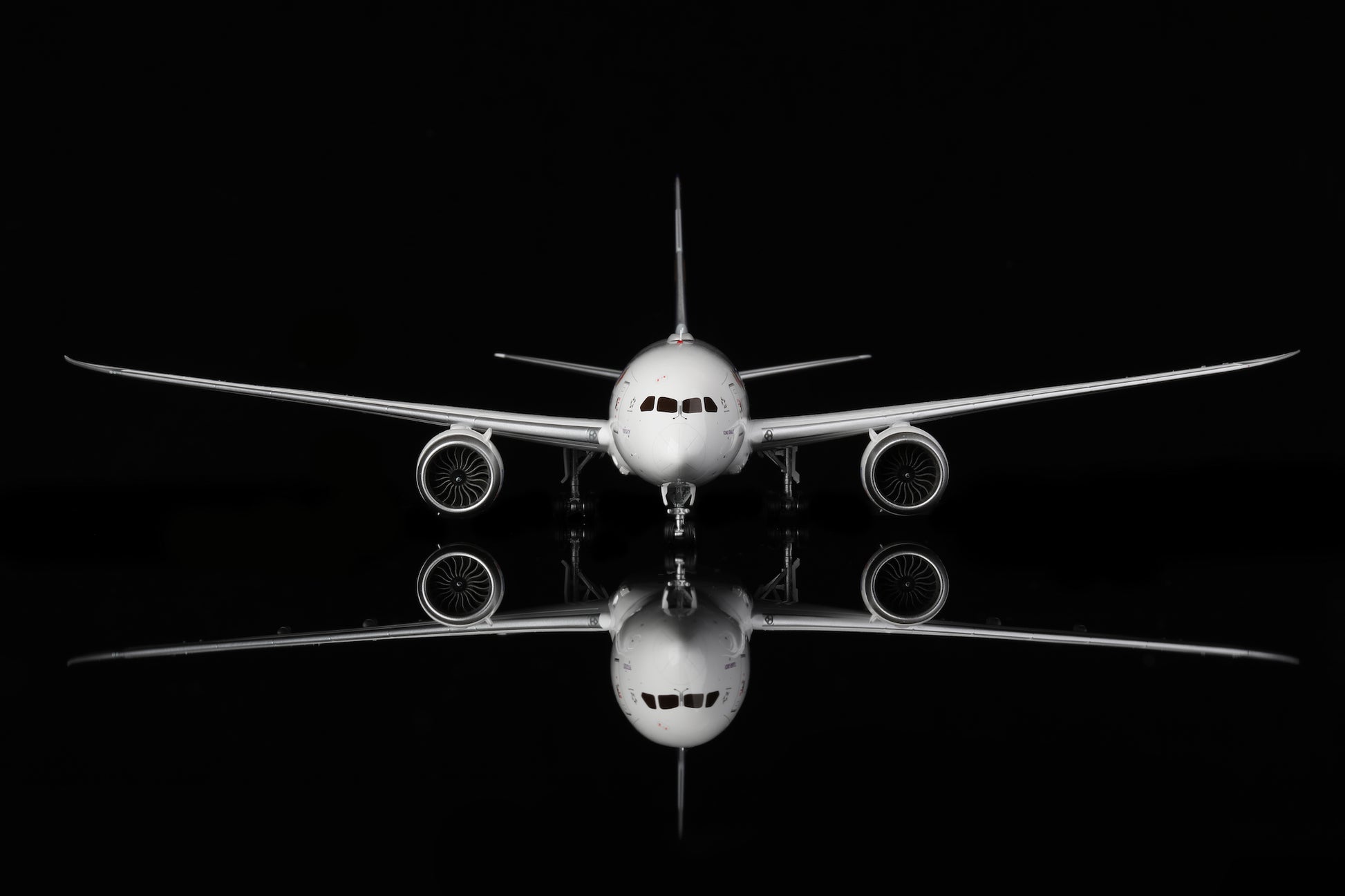 Thai Airways B787-8 HS-TQF