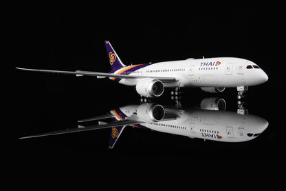 Thai Airways B787-8 HS-TQF