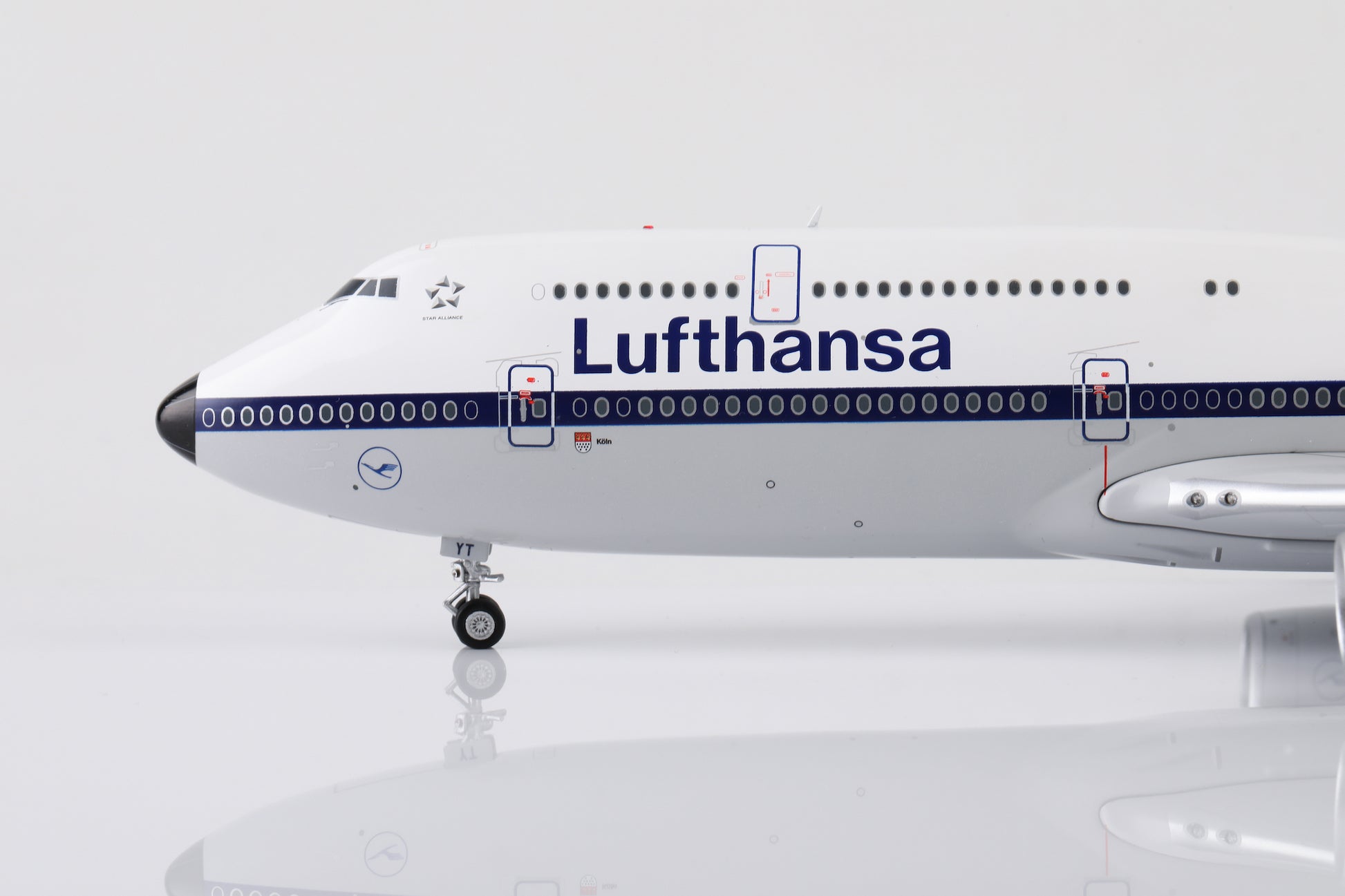 Lufthansa B747-8 D-ABYT