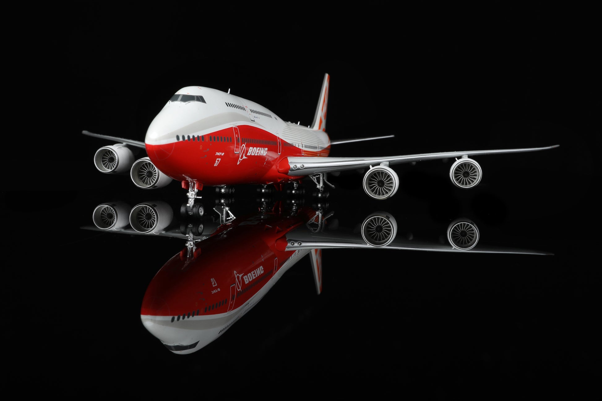 Boeing 747-8 Boeing House "Sunrise" colours N6067E product image