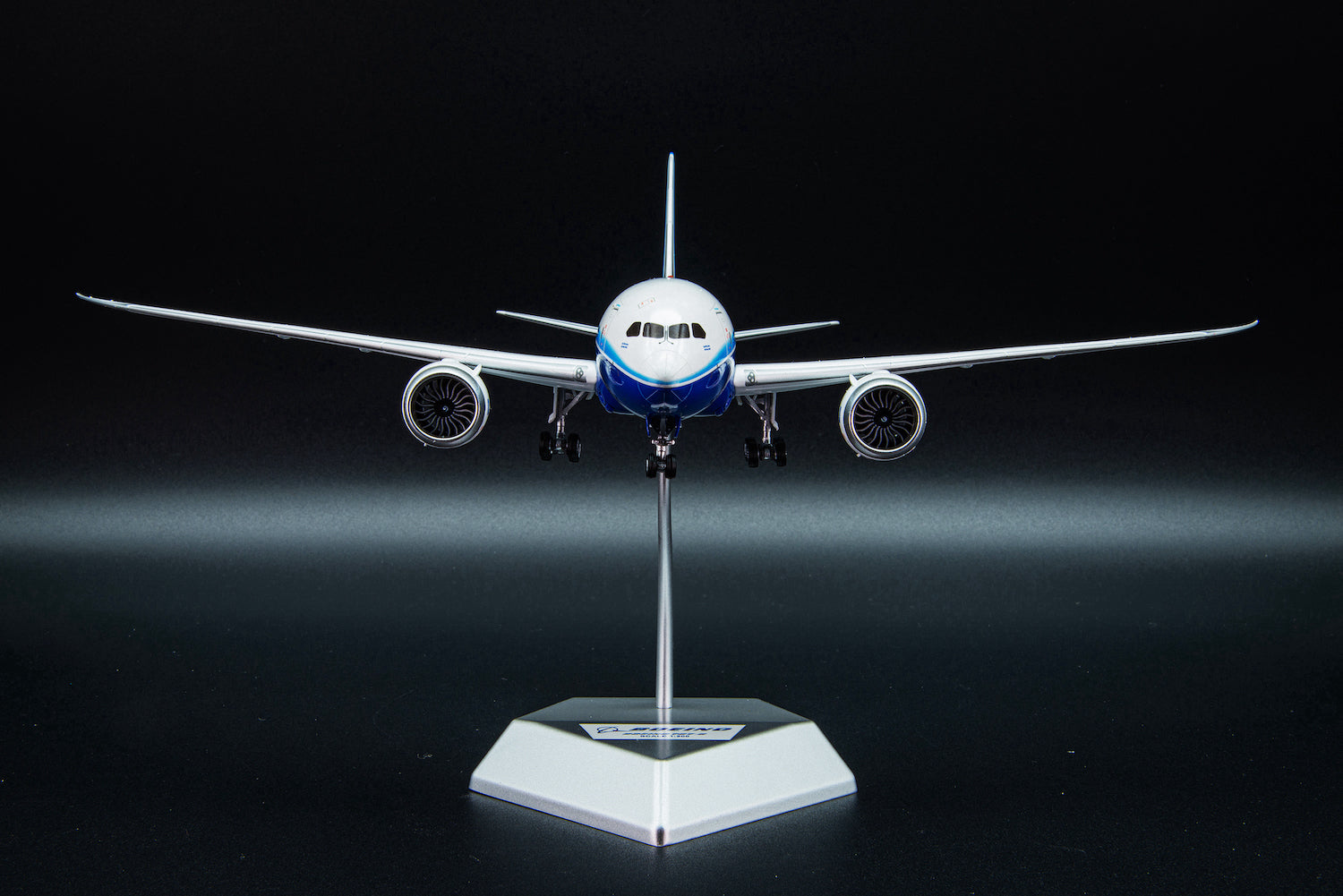Boeing 787-8 Dreamliner Boeing Demonstrator 1st Aircraft N787BA product image