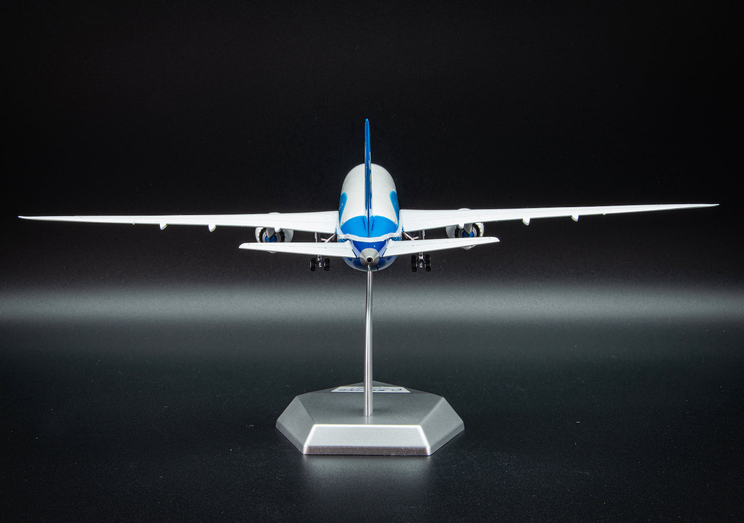 Boeing 787-8 Dreamliner Boeing Demonstrator 1st Aircraft N787BA product image