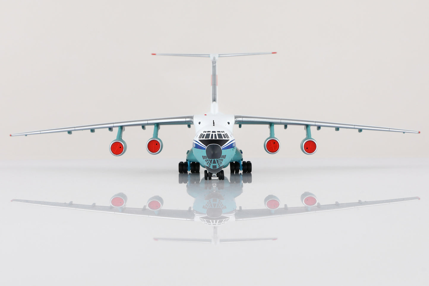 China United Airlines Ilyushin IL-76MD B-4035 9
