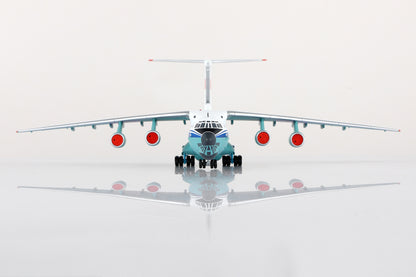 China United Airlines Ilyushin IL-76MD B-4037 2