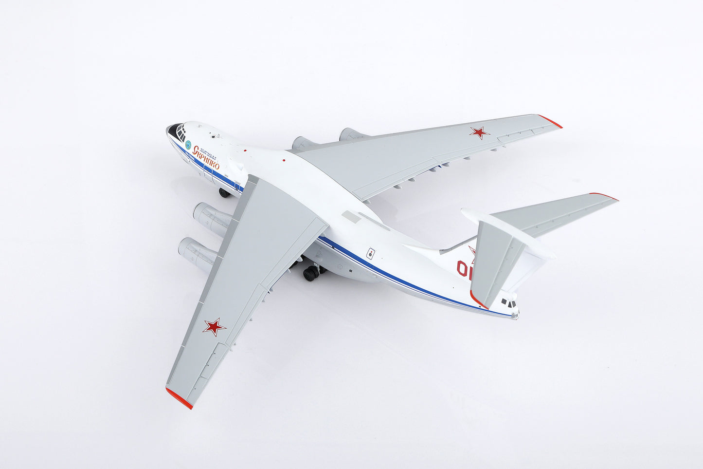 Russian Air Force IL-76MD Red 01