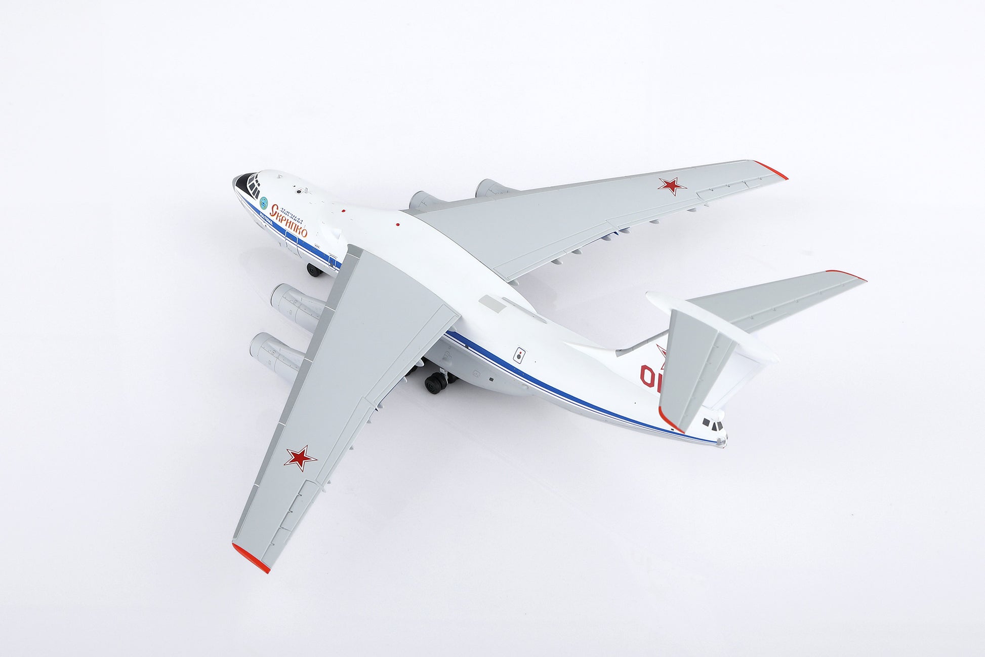 Russian Air Force IL-76MD Red 01