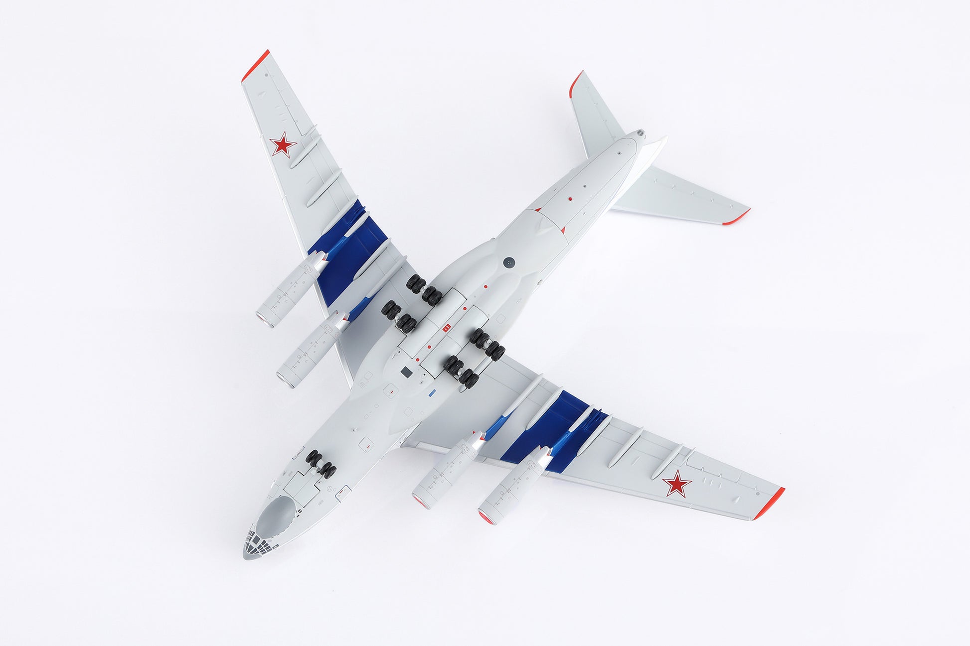 Russian Air Force IL-76MD Red 01