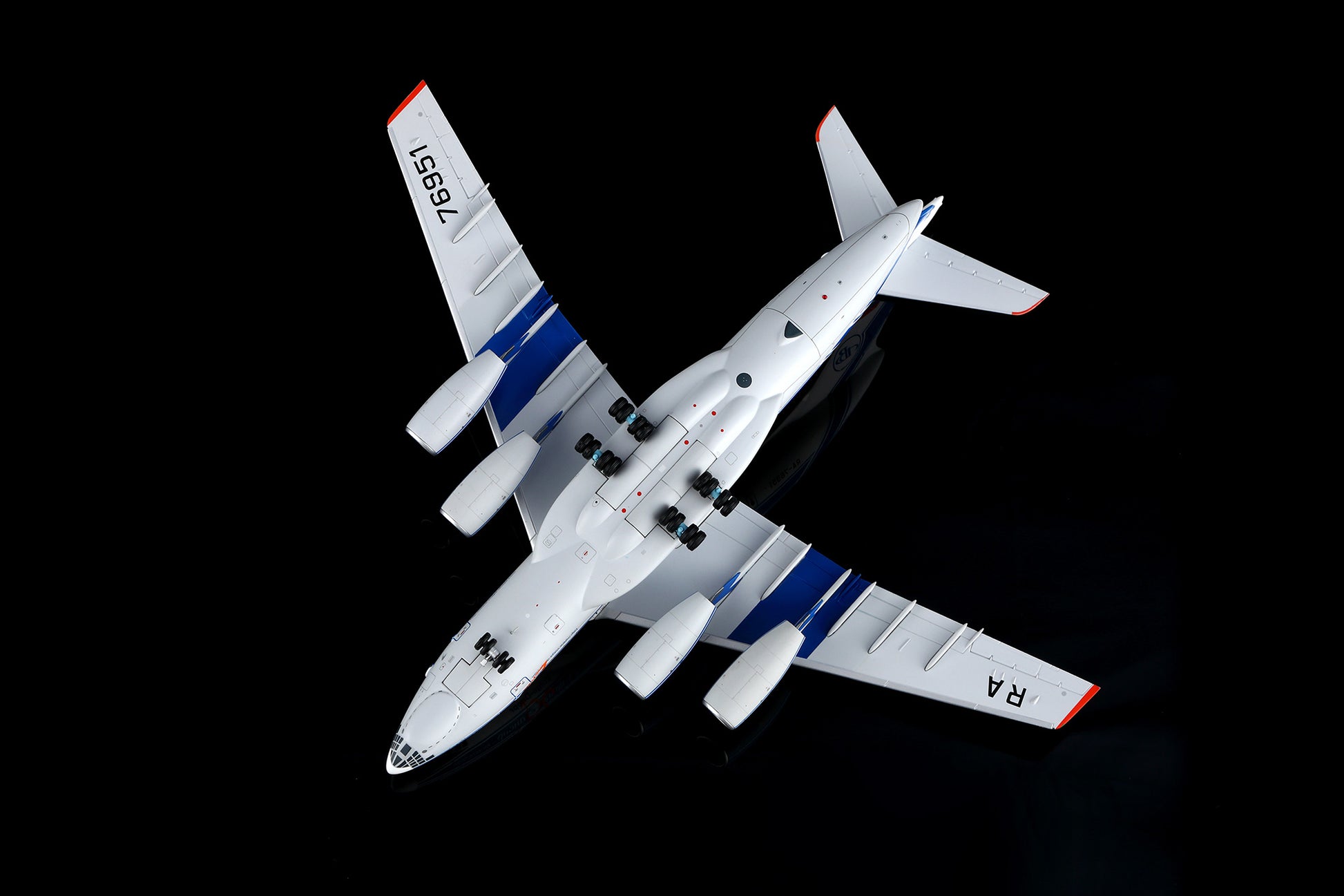 Volga-Depr Airlines IL-76 RA-76951 7