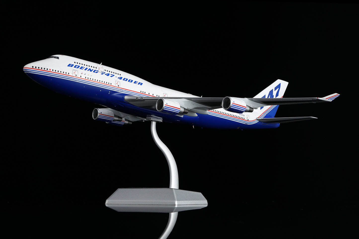 Boeing 747-400 Boeing Company N747ER 2