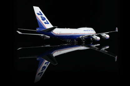 Boeing 747-400 Boeing Company N747ER 4