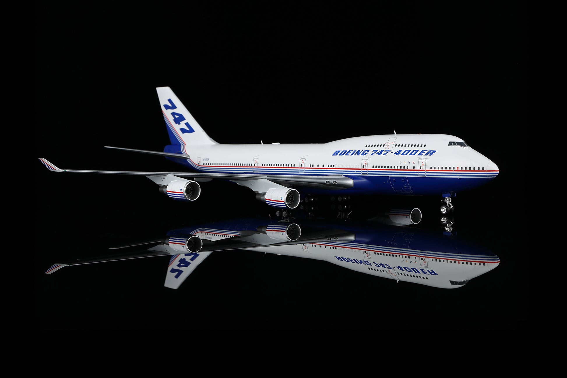 Boeing 747-400 Boeing Company N747ER 5