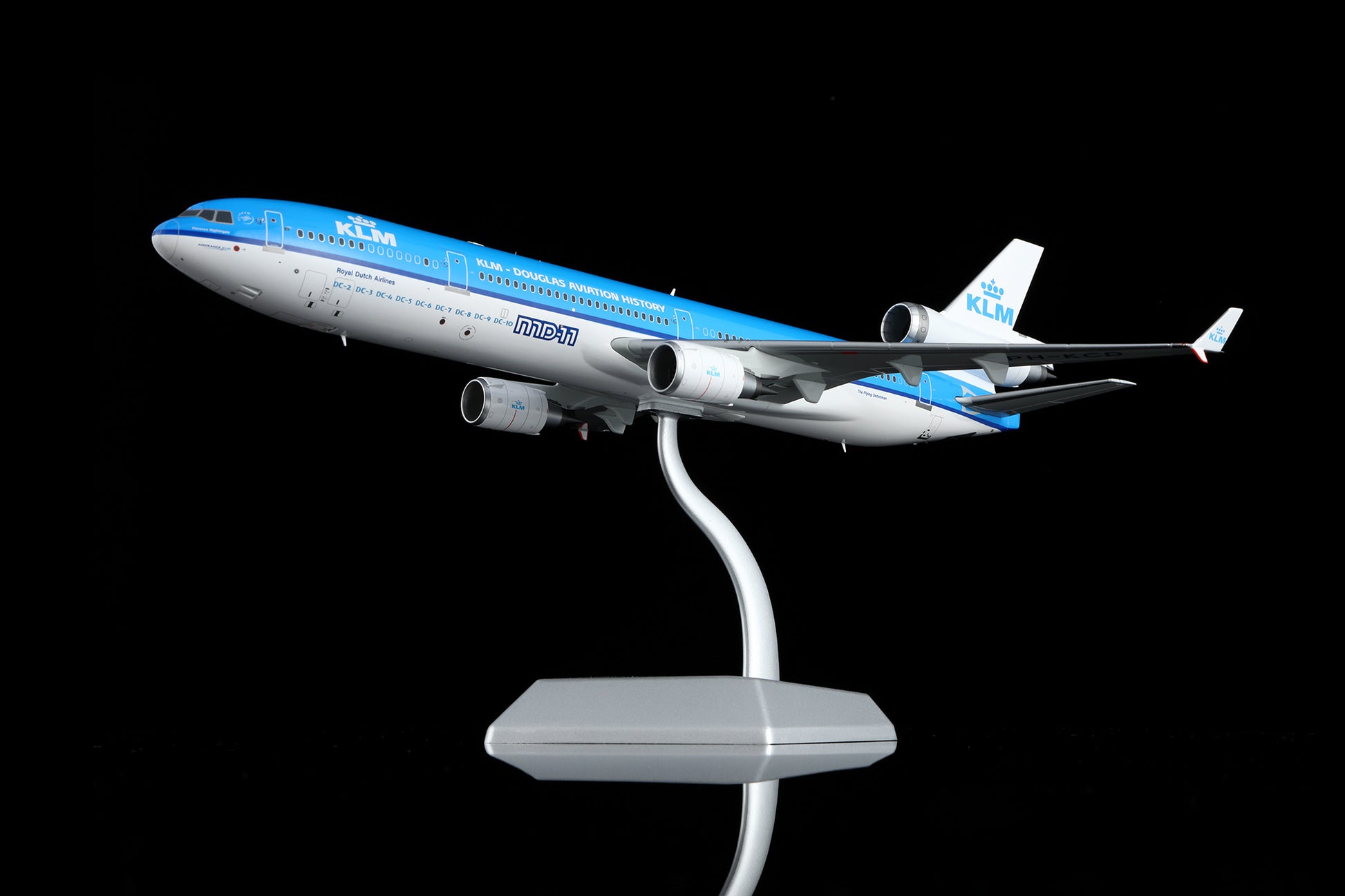 KLM McDonnell Douglas MD-11 PH-KCD 10