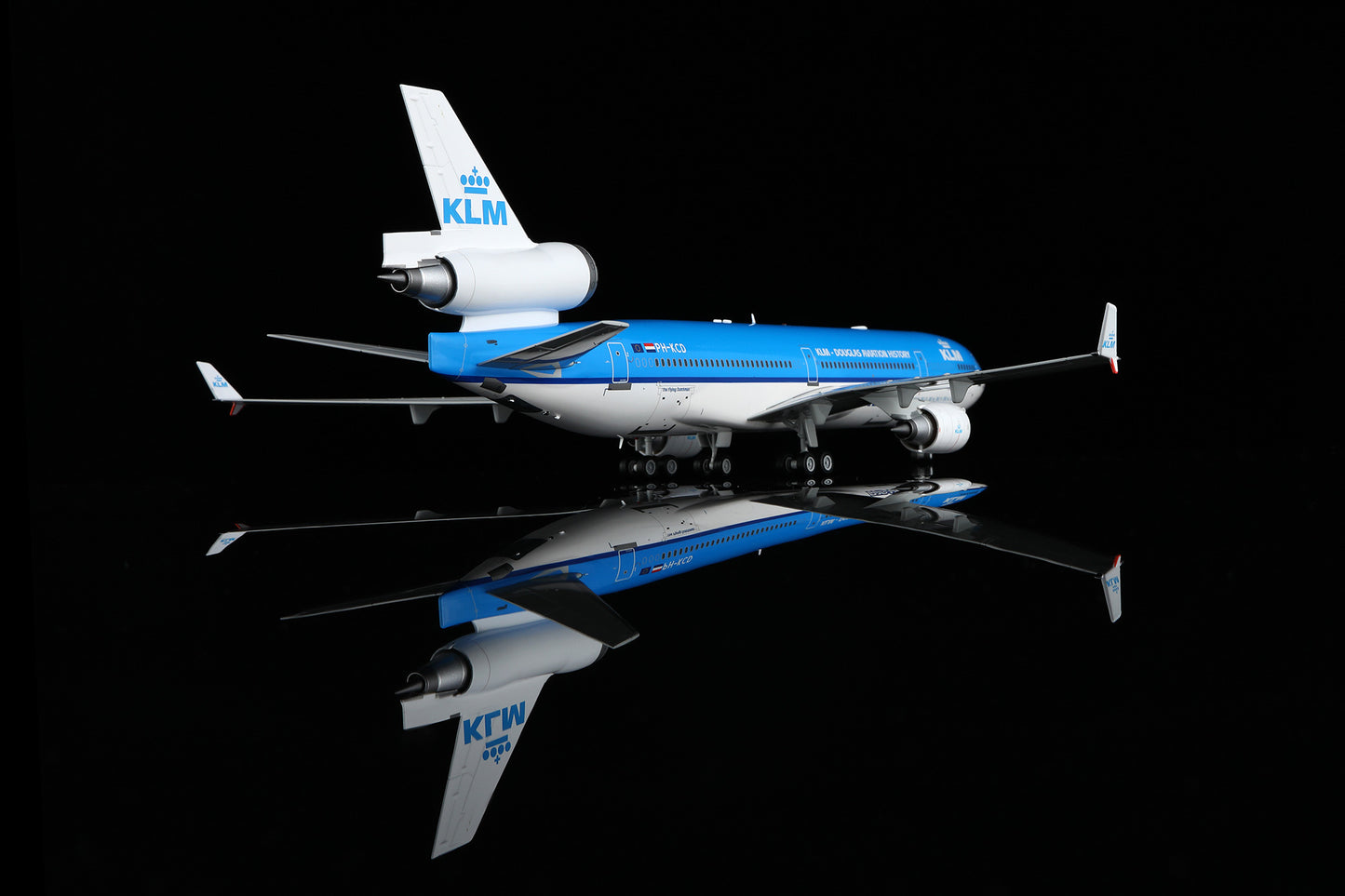 KLM McDonnell Douglas MD-11 PH-KCD 2