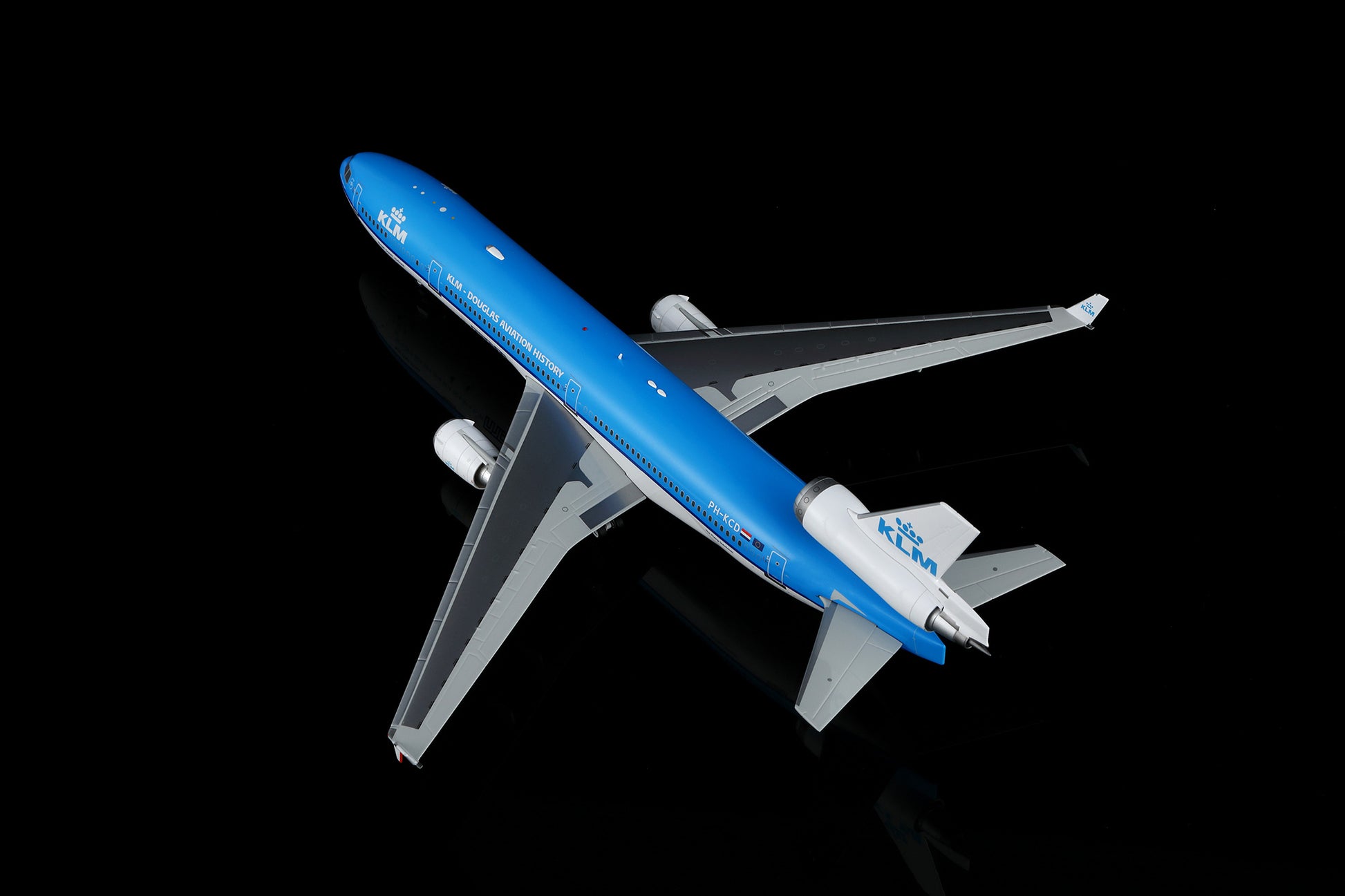 KLM McDonnell Douglas MD-11 PH-KCD 9