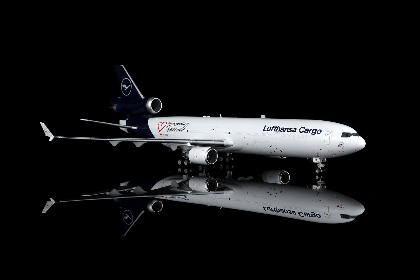 Lufthansa Cargo MD-11 D-ALCC 4