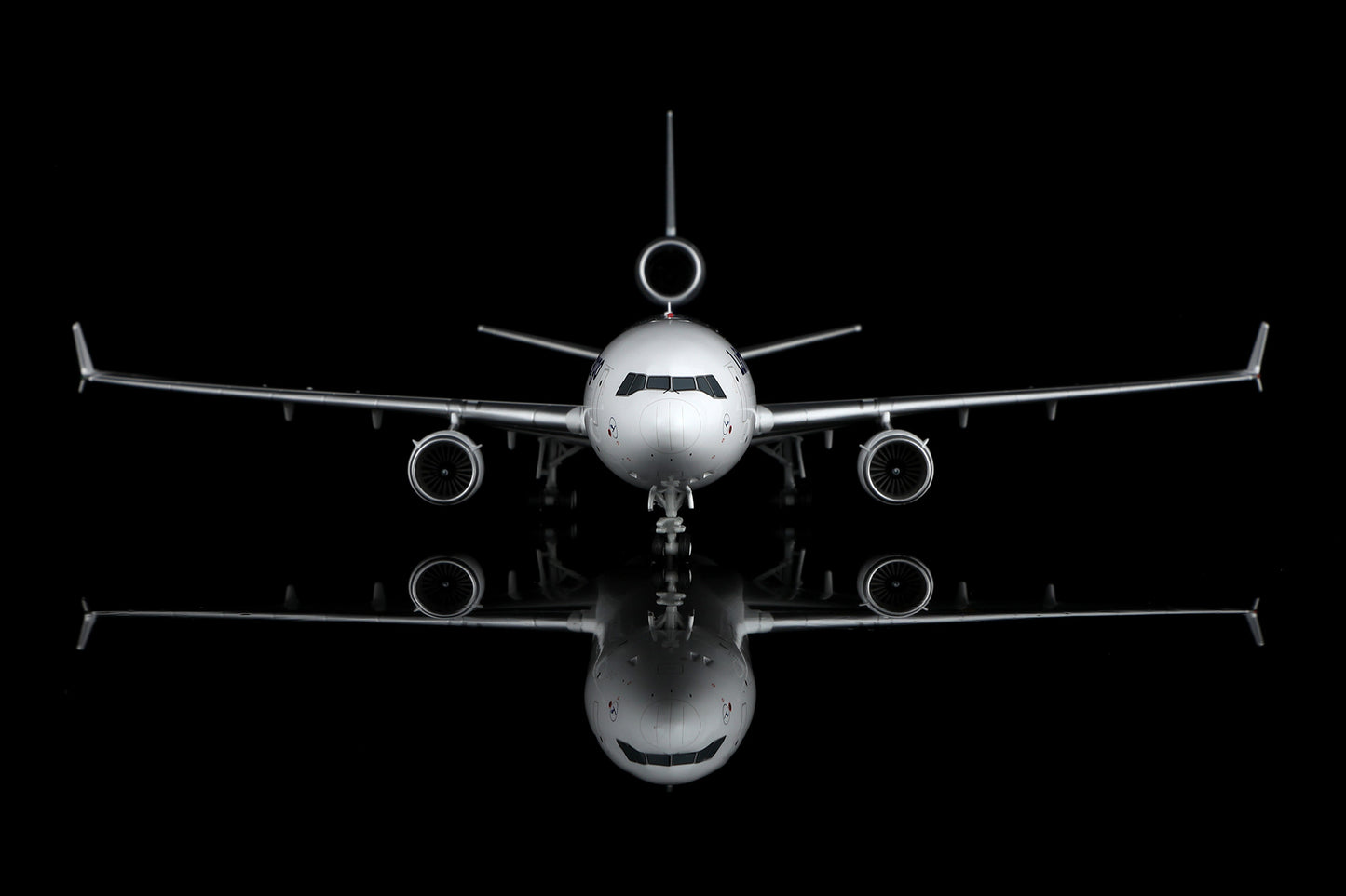 Lufthansa Cargo MD-11 D-ALCC 9