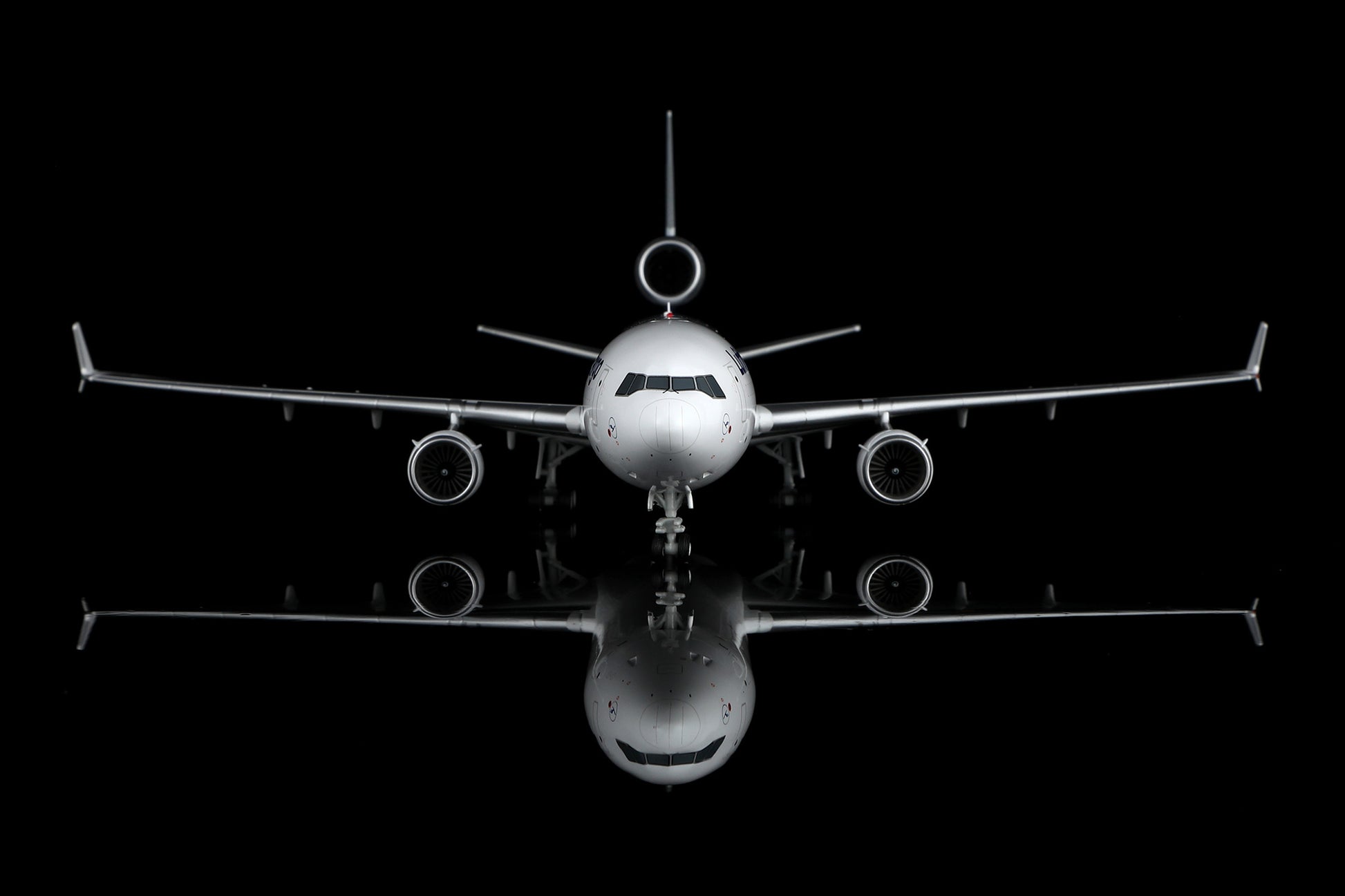 Lufthansa Cargo MD-11 D-ALCC 9