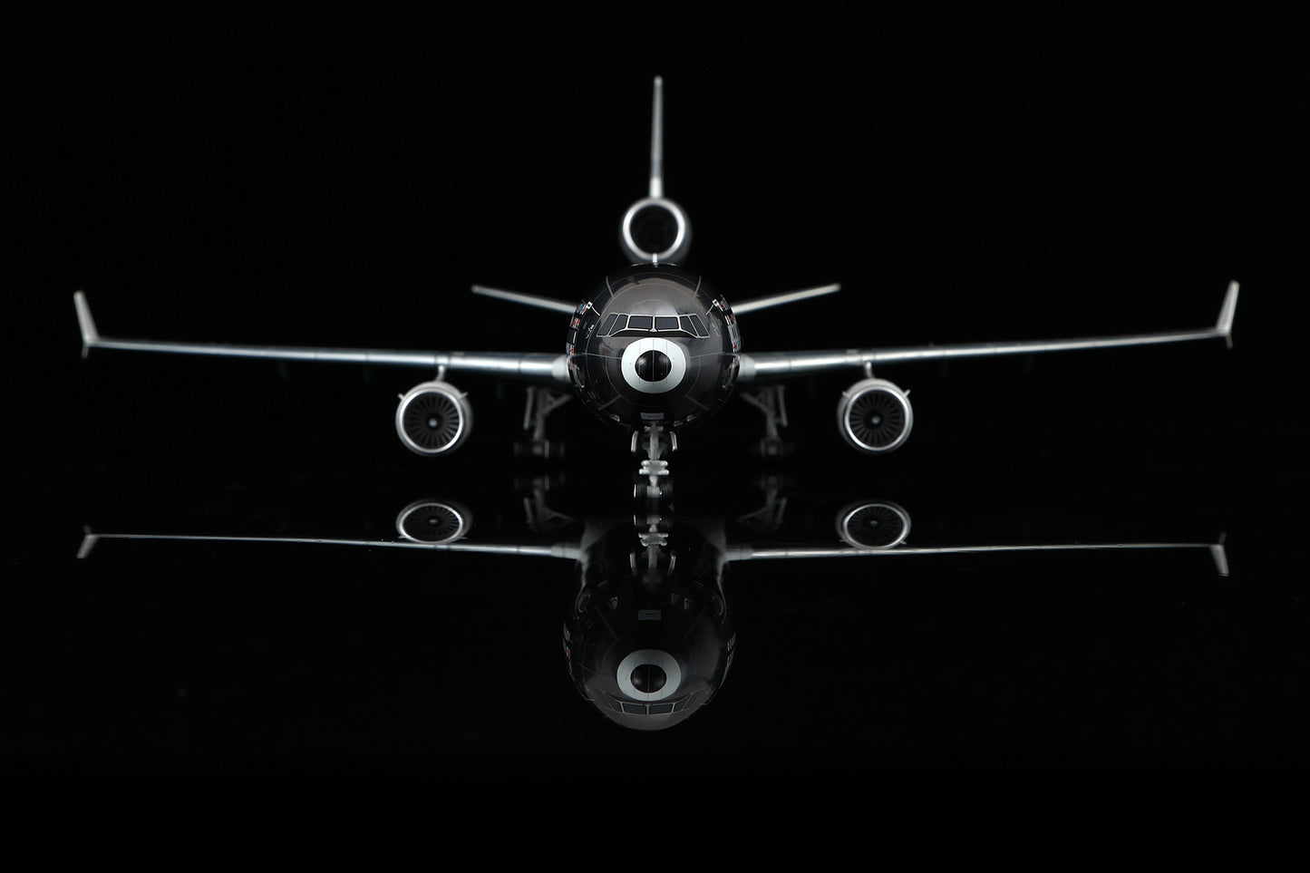 McDonnell Douglas MD-11 N111MD 5