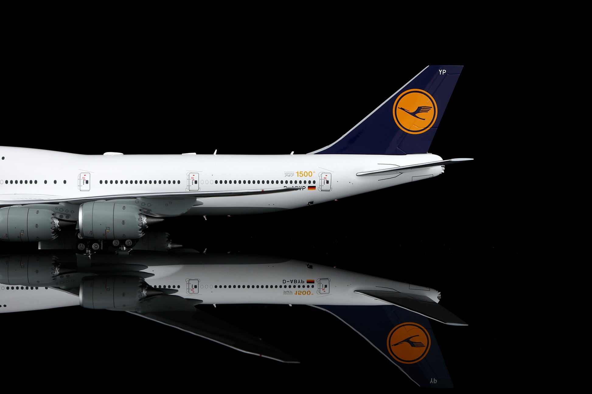 Lufthansa B747-8 D-ABYP 5