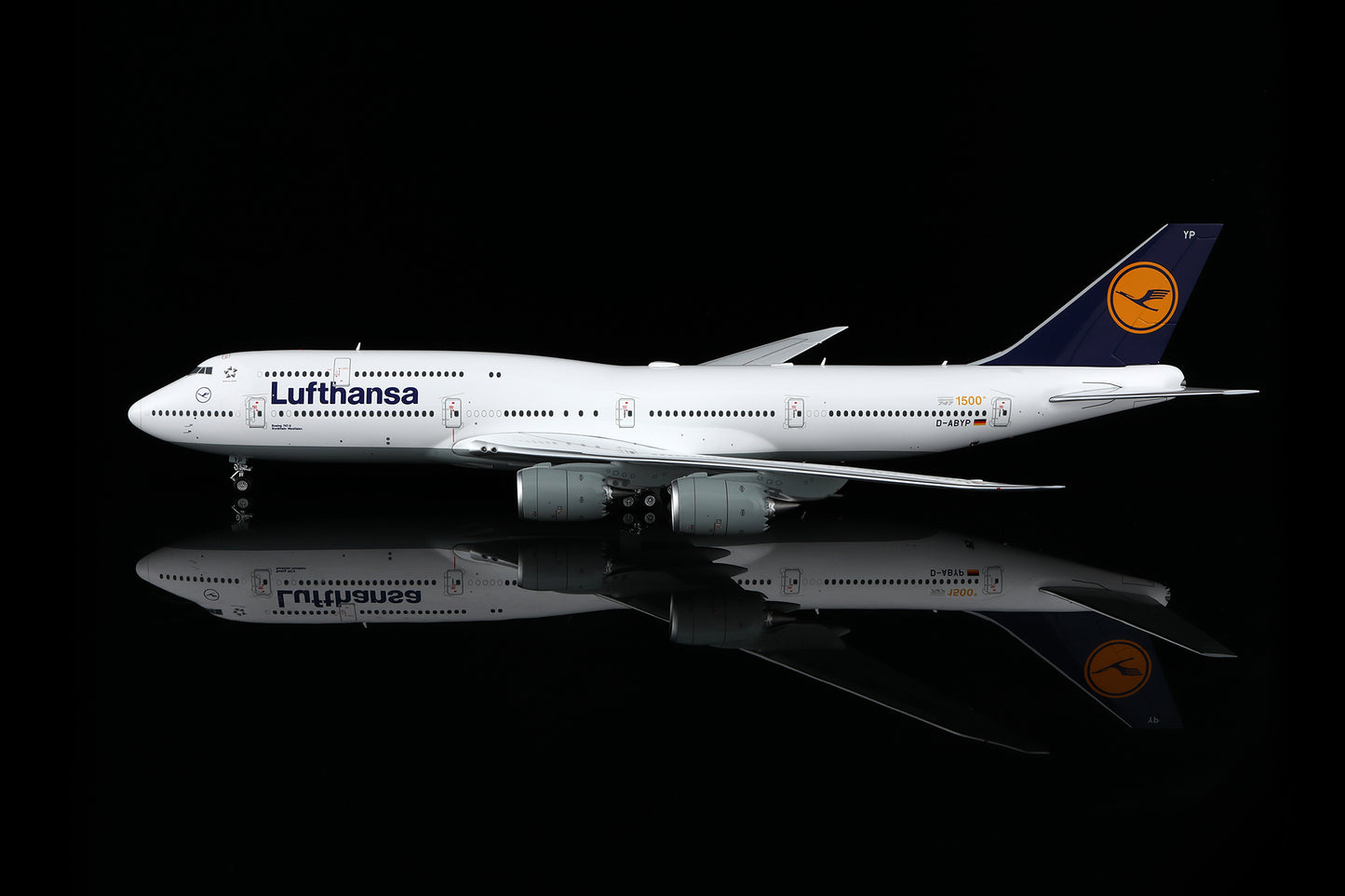 Lufthansa B747-8 D-ABYP 9