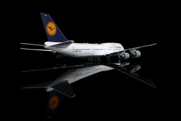 Lufthansa B747-8 5-starHansa D-ABYM 2