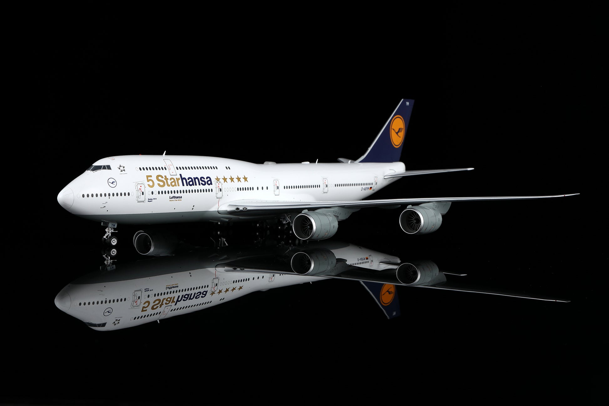 Lufthansa B747-8 5-starHansa D-ABYM 5