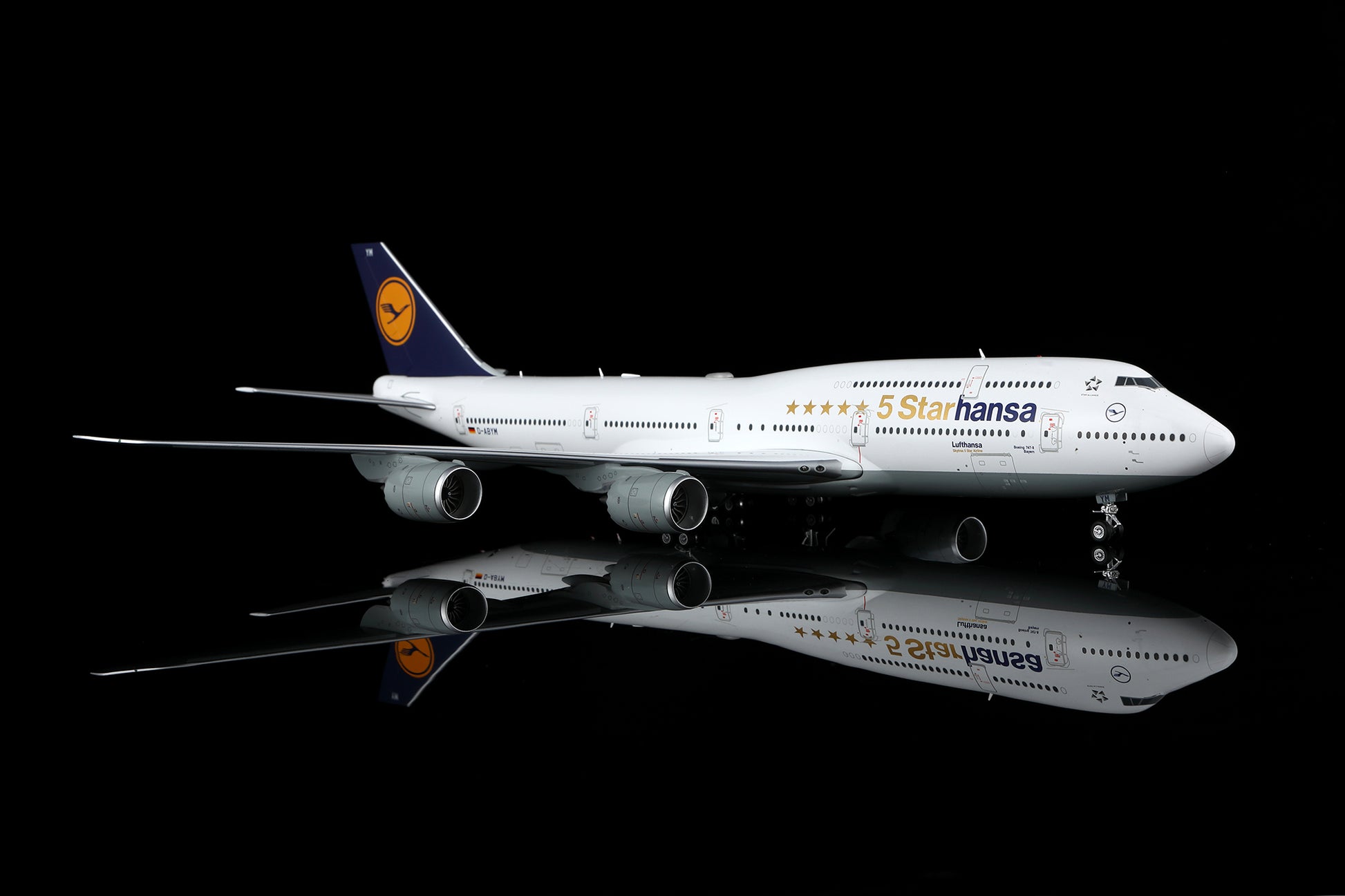 Lufthansa B747-8 5-starHansa D-ABYM 9