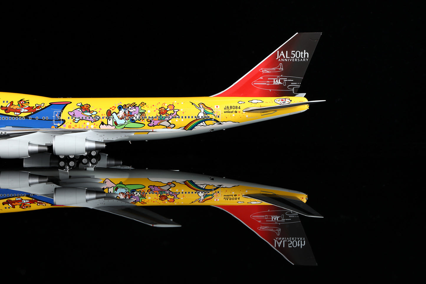 Japan Airlines B747-400D No.6 "Dream Story" JA8084 7