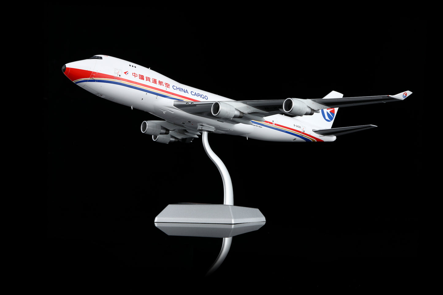 China Cargo Airlines B747-400F B-2428 – image 10