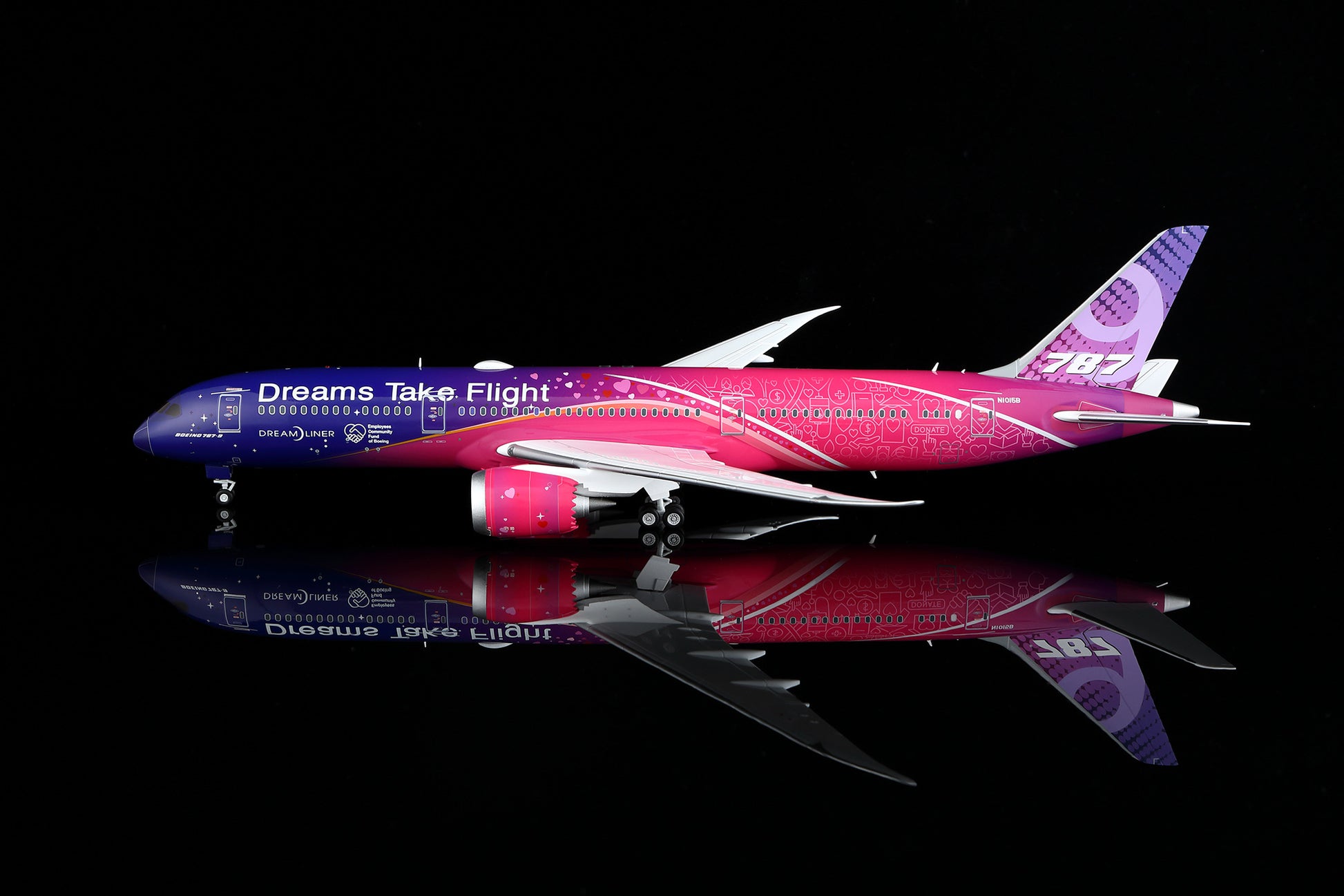 Boeing 787-9 Dreamliner Boeing Company "Dreams Take Flight" N1015B 8