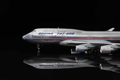 Boeing B747-400 House Color N401PW Polished 6