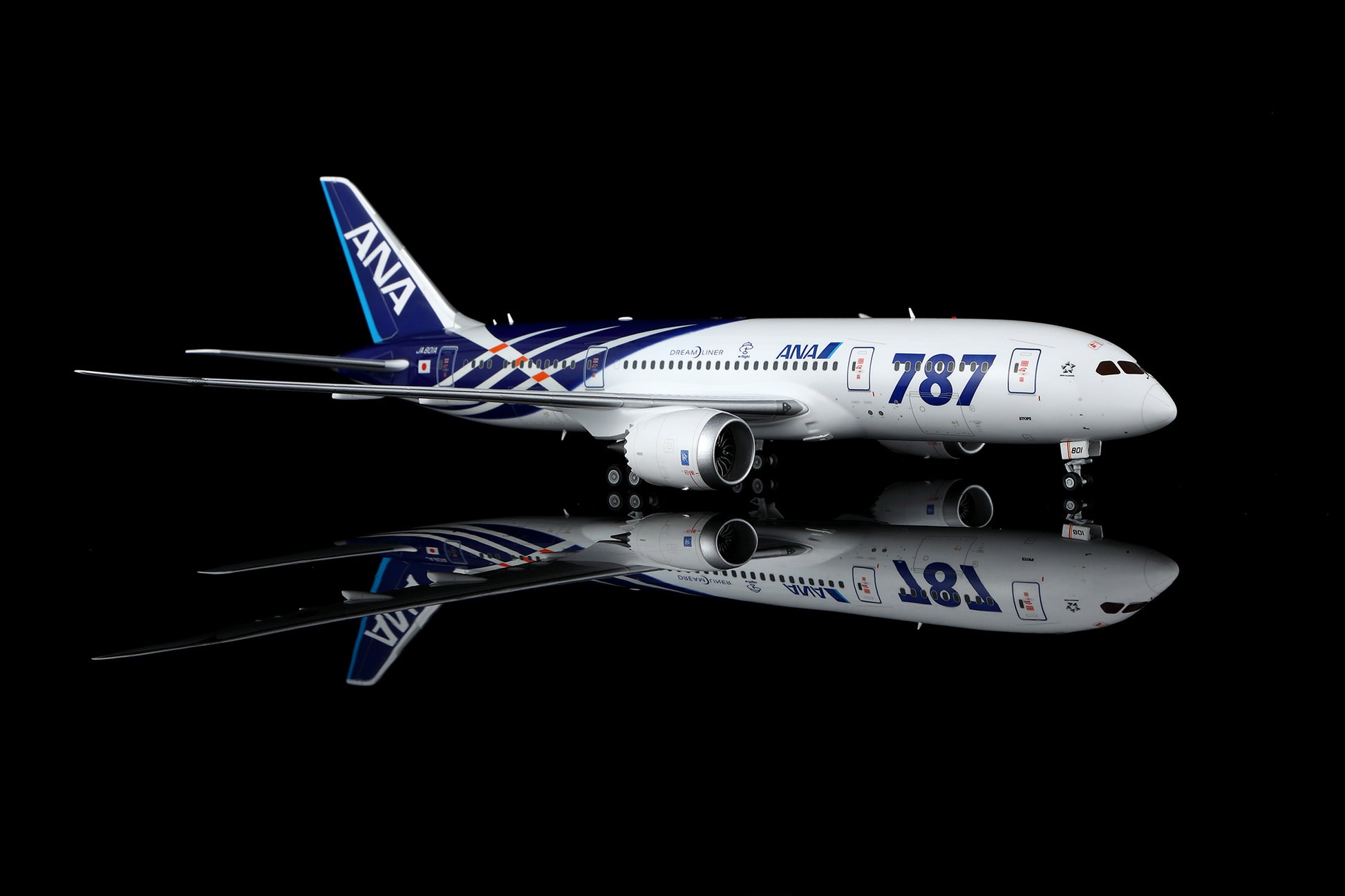 All Nippon Airways B787-8 Dreamliner JA801A – image 5