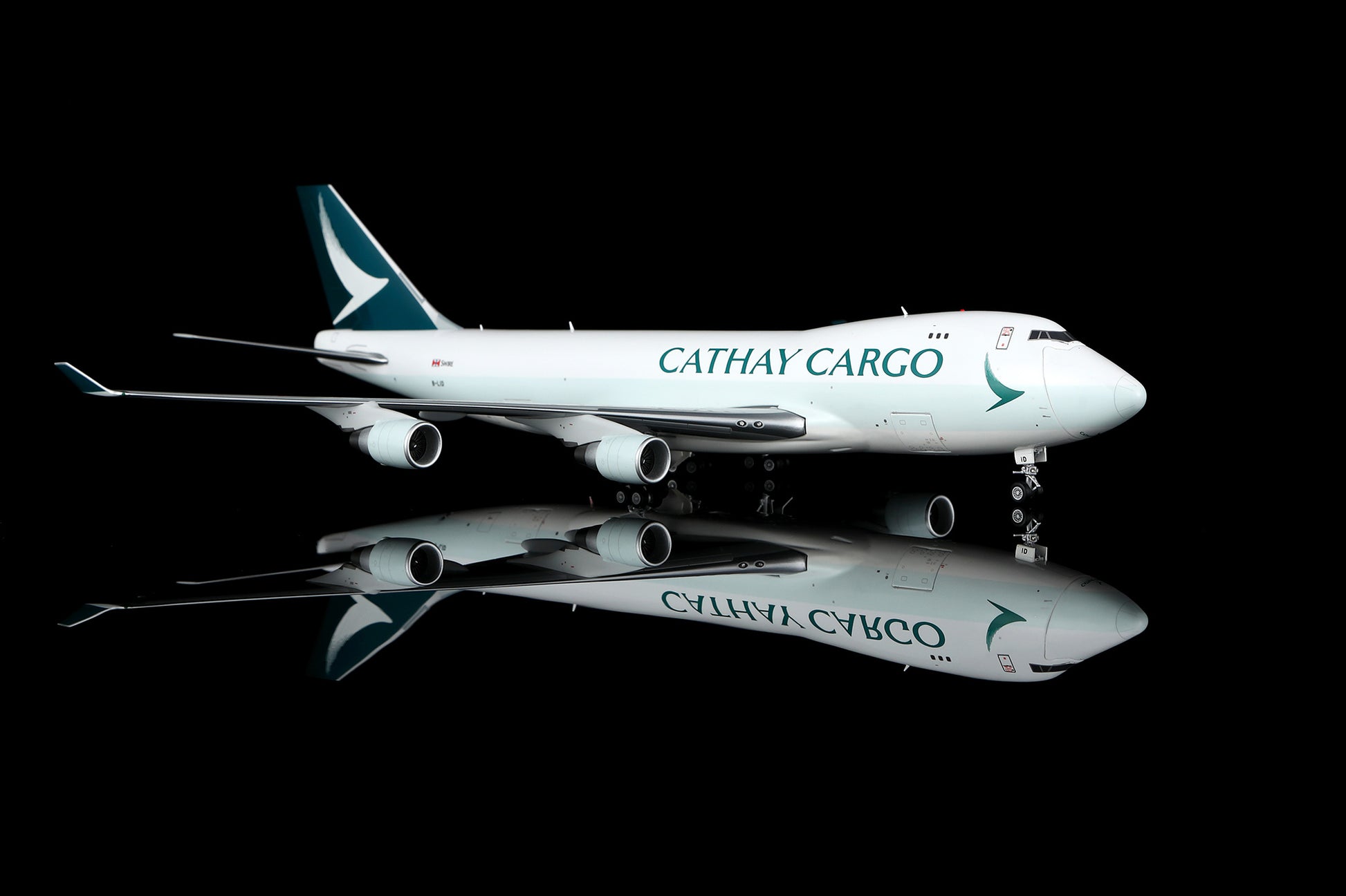 Cathay Pacific Cargo B747-400F B-LID