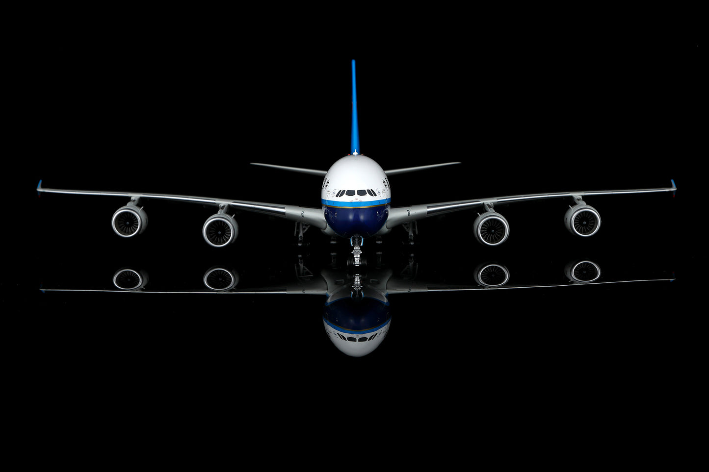 China Southern Airlines A380 B-6138