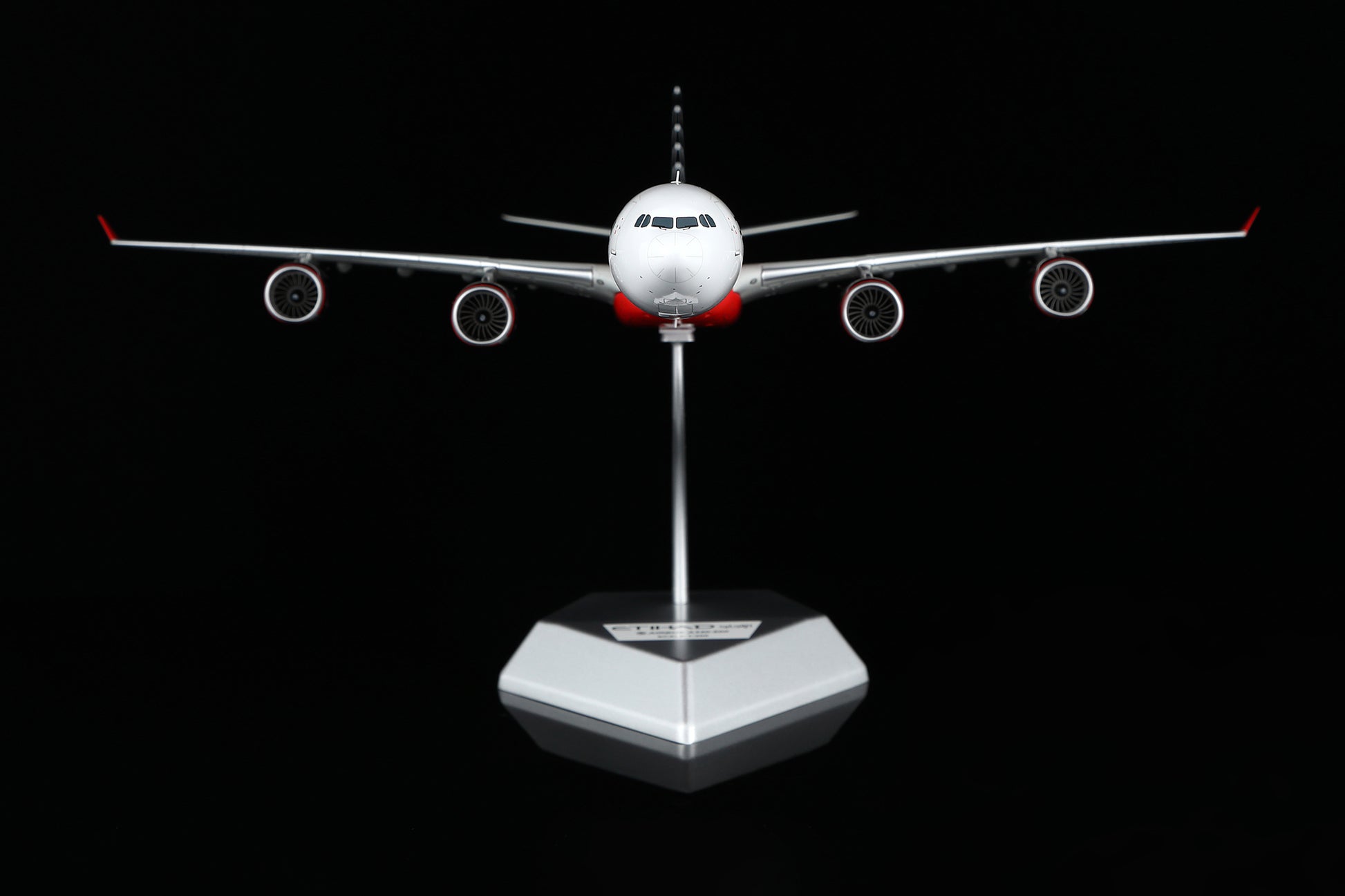 Etihad Airways A340-600 "ABU DHABI GRAND PRIX 2014" A6-EHJ 12