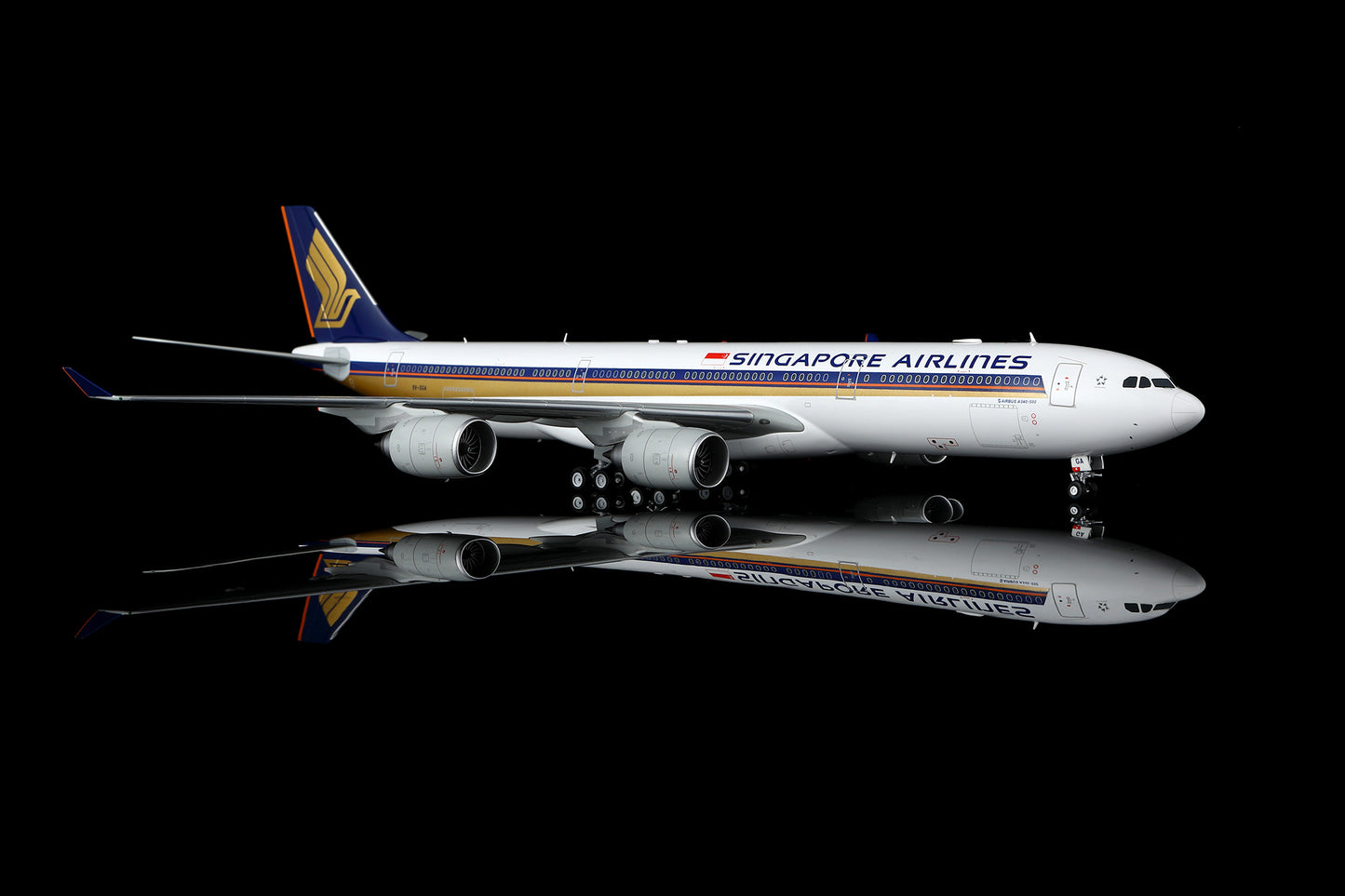 Singapore Airlines A340-500 9V-SGA 5
