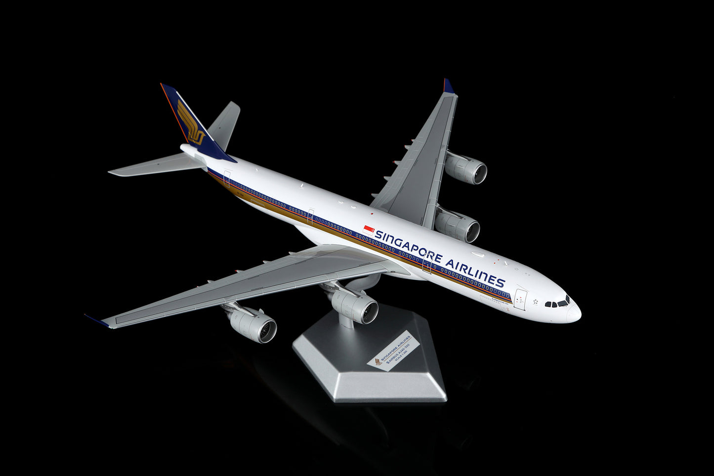 Singapore Airlines A340-500 9V-SGA 9