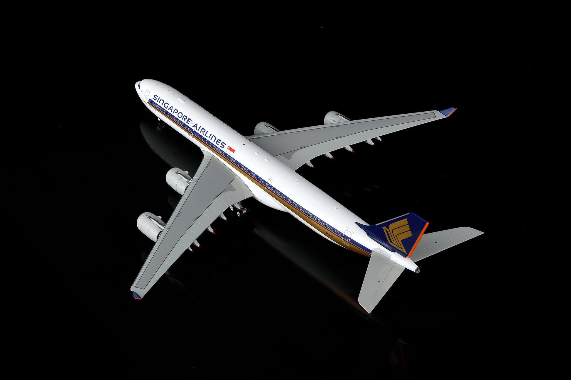 Singapore Airlines A340-500 9V-SGB 7