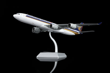 Singapore Airlines A340-500 9V-SGC – image 11