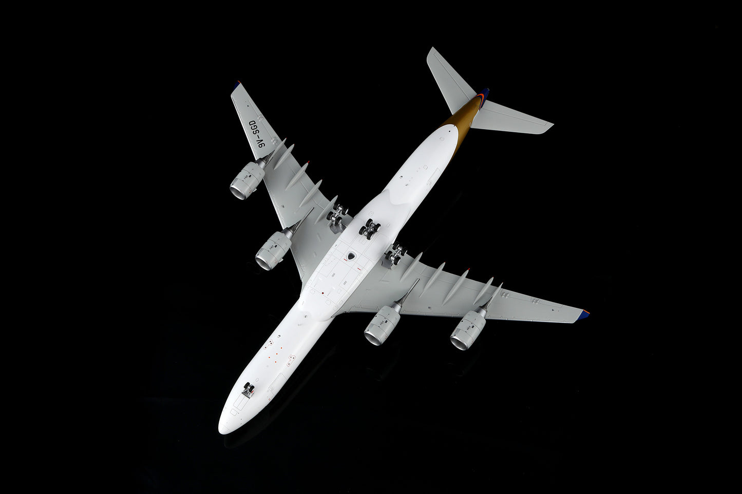 Singapore Airlines A340-500 9V-SGD – image 9
