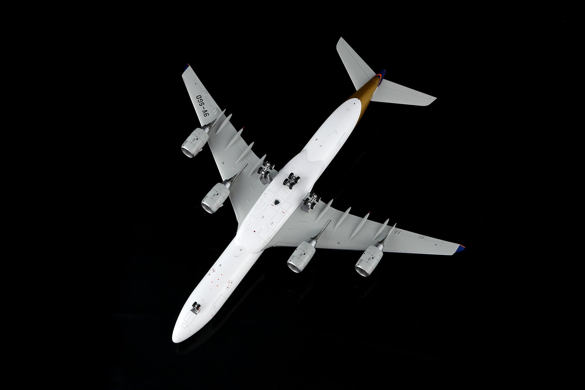Singapore Airlines A340-500 9V-SGD – image 9