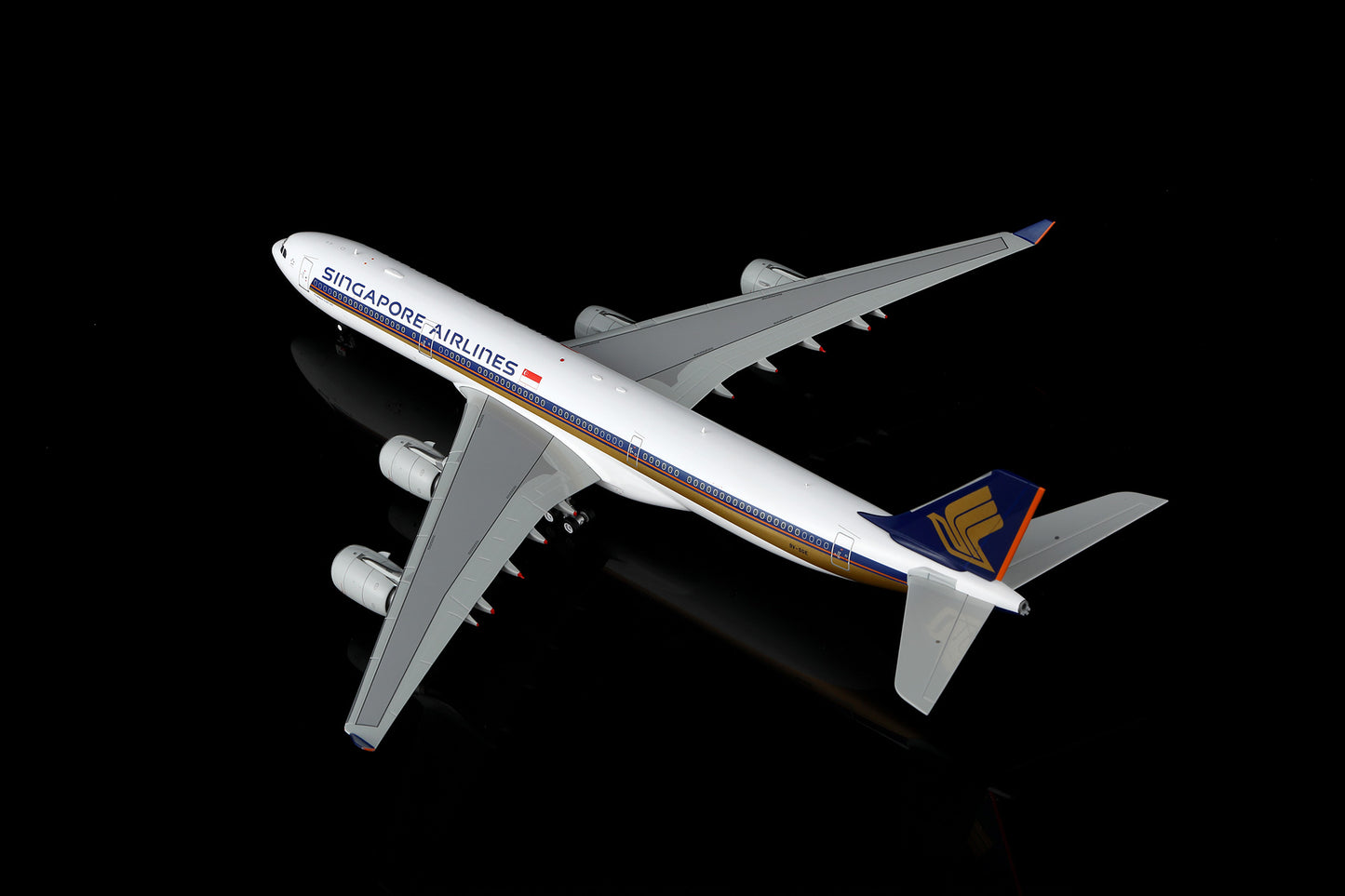 Singapore Airlines A340-500 9V-SGE – image 8