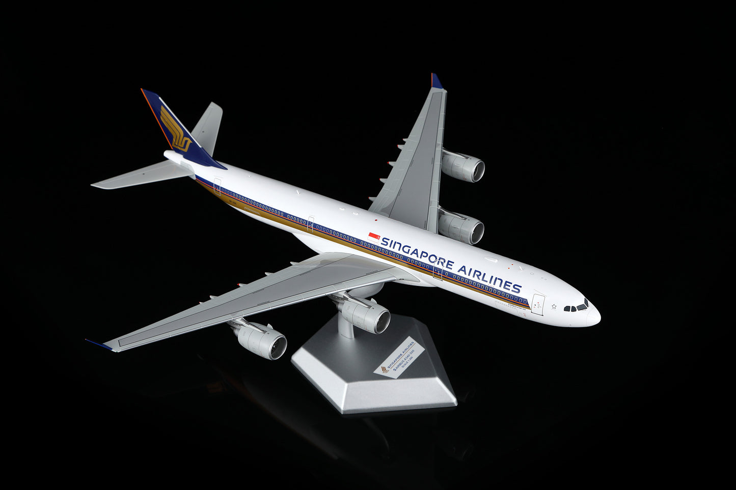 Singapore Airlines A340-500 9V-SGE – image 10