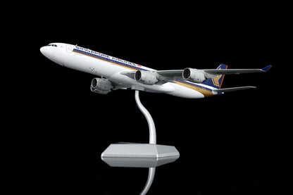 Singapore Airlines A340-500 9V-SGE – image 11