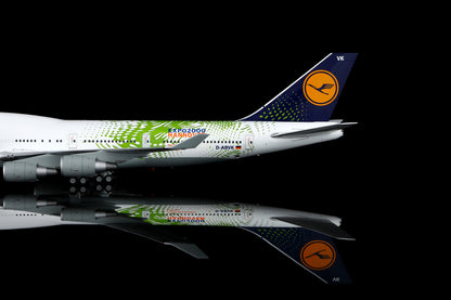 Lufthansa B747-400 "Hannover EXPO 2000" D-ABVK