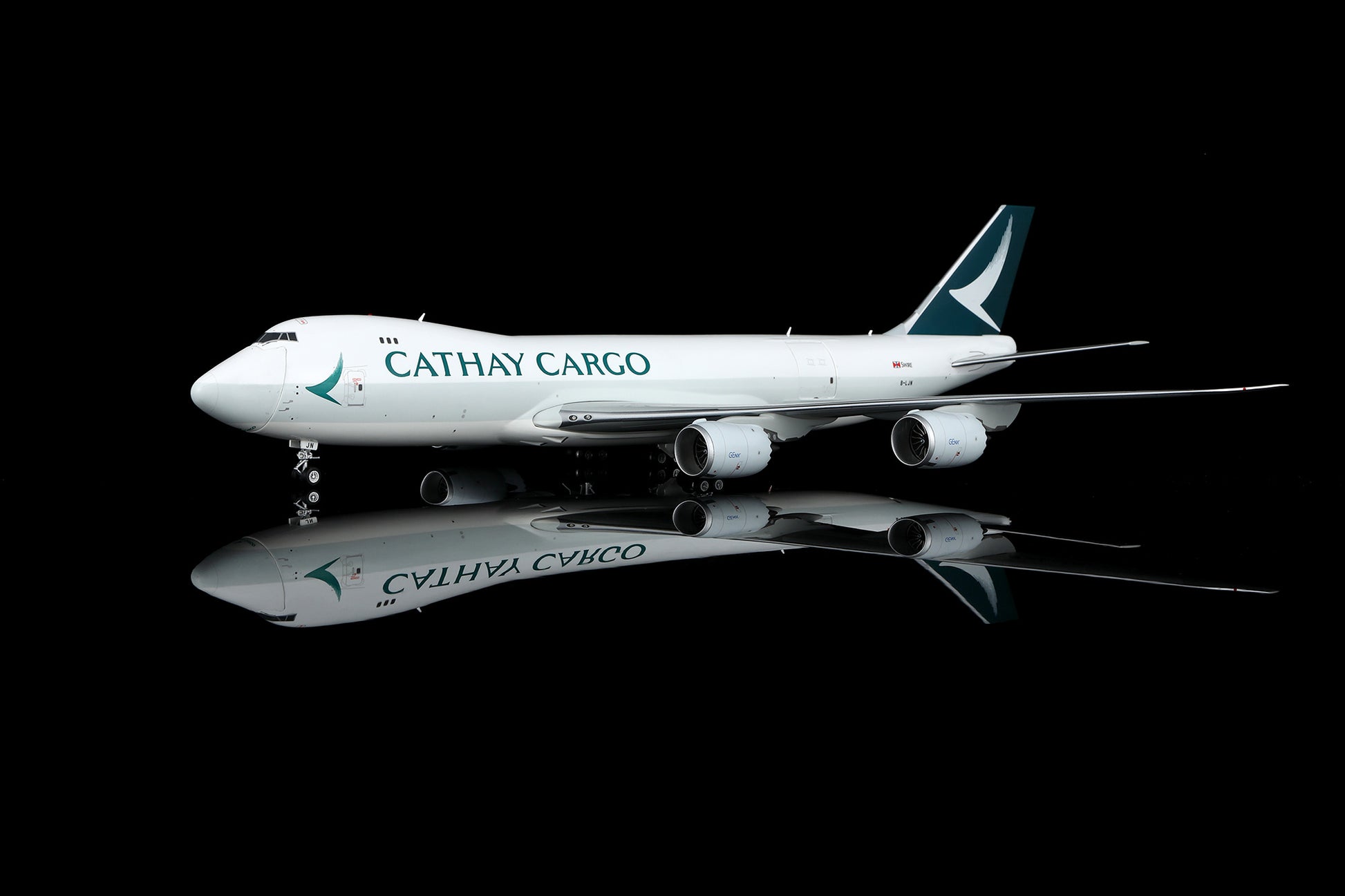 Cathay Cargo B747-8F B-LJN Interactive Version
