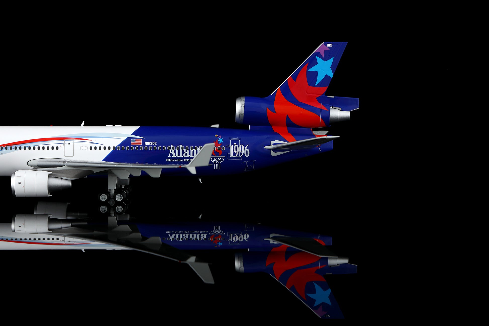 Delta Air Lines McDonnell Douglas MD11 "1996 Olympic Games Atlanta" N812DE – image 8