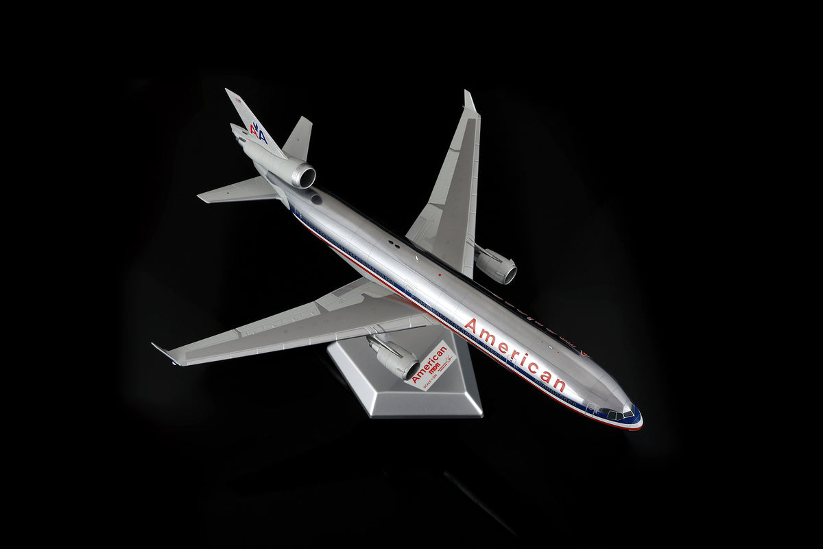 American Airlines MD-11 N1754