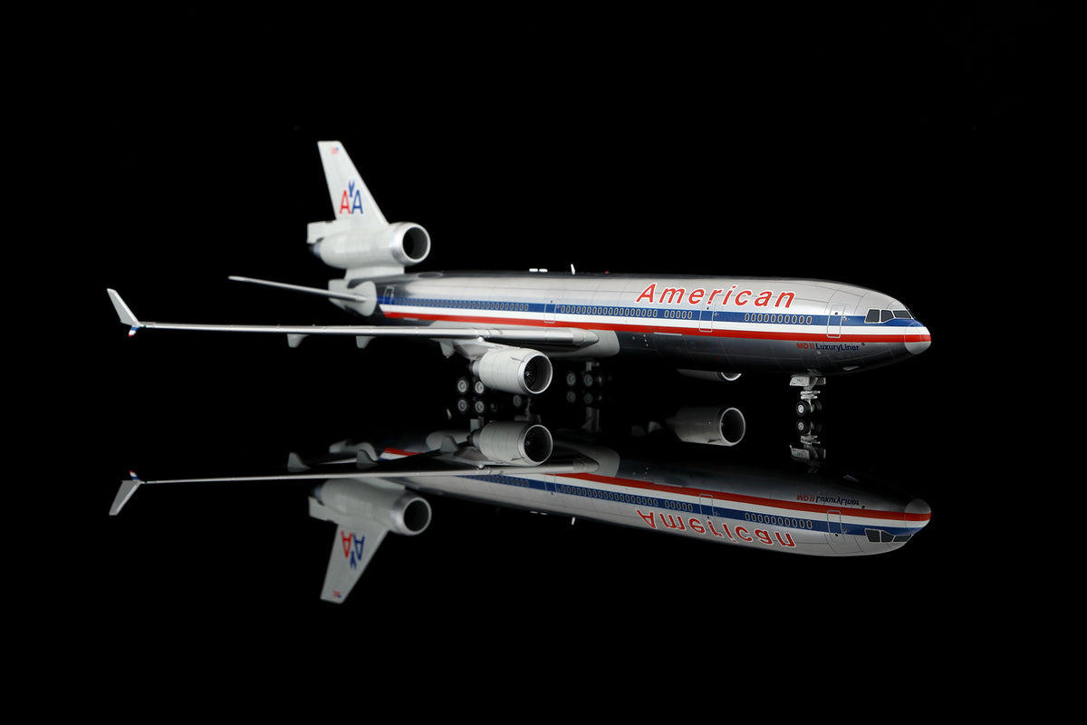 American Airlines MD-11 N1766A